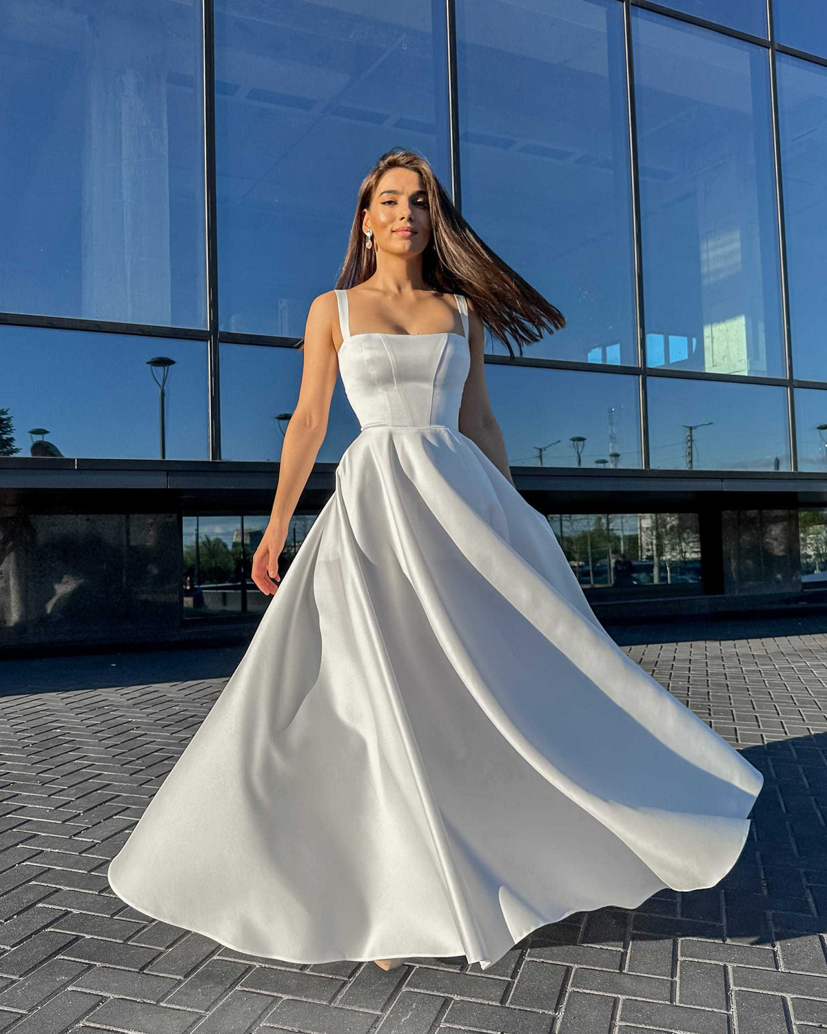 Rochie de mireasă din satin DESIRE, cu decolteu drept și bretele late