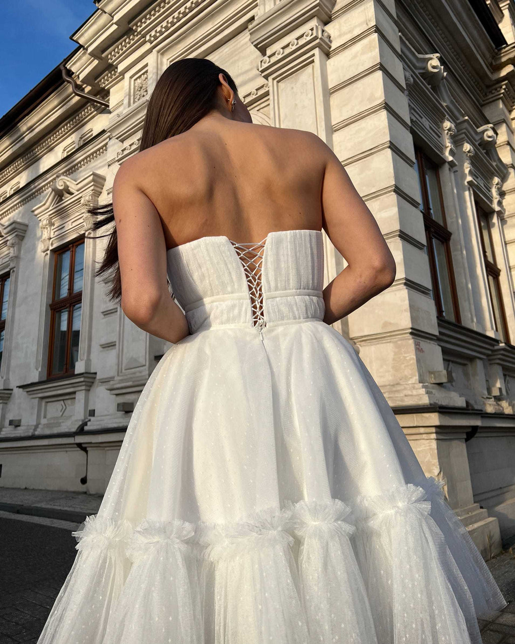Rochie de ocazie alba scurta din dantela cu corset - BELLADRESS
