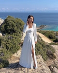 Rochie de mireasă minimalistă cu mâneci lungi, decolteu pătrat și slit – VIVIENNE