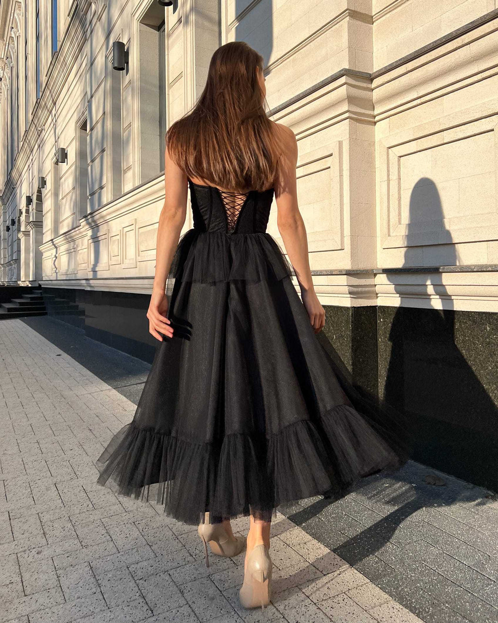 Rochie eleganta cu corset din dantelă fină franțuzească, lungime 90 cm.